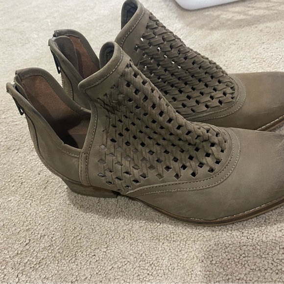 Rebels Khaki Cedric Leather Bootie 9 - Picture 5 of 5